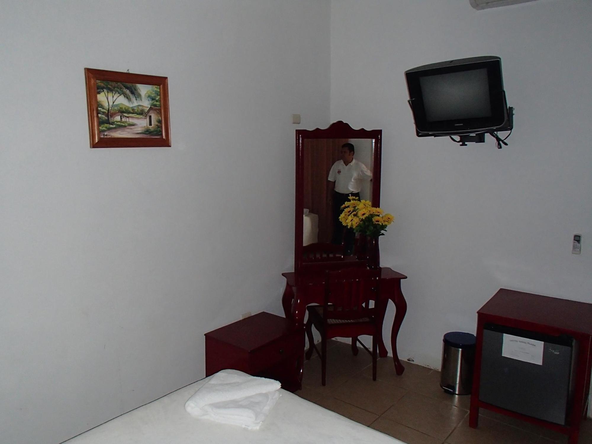 Hotel Brial Plaza Managua Zewnętrze zdjęcie