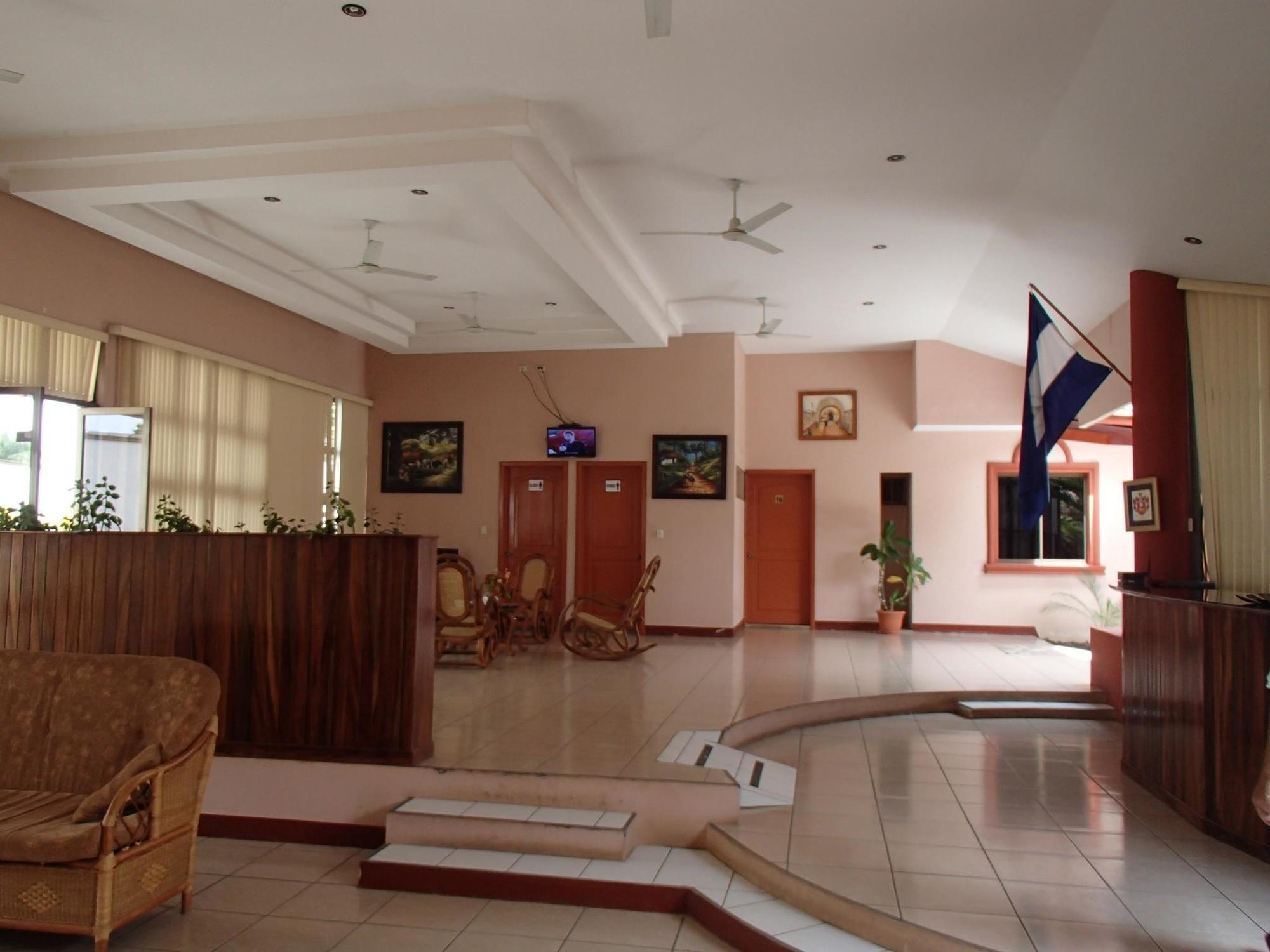 Hotel Brial Plaza Managua Zewnętrze zdjęcie