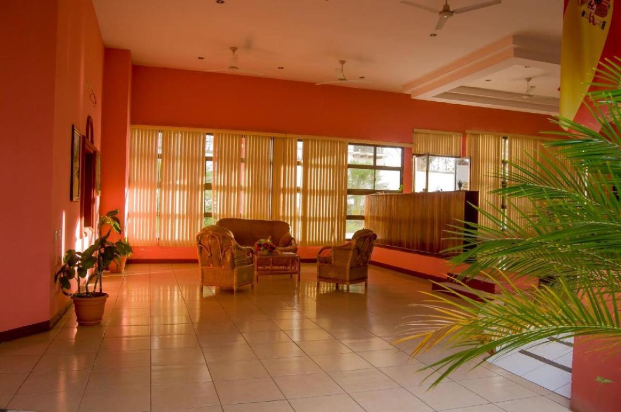 Hotel Brial Plaza Managua Zewnętrze zdjęcie